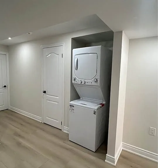 30 Babcock Cres #BASEMENT — Photo 4