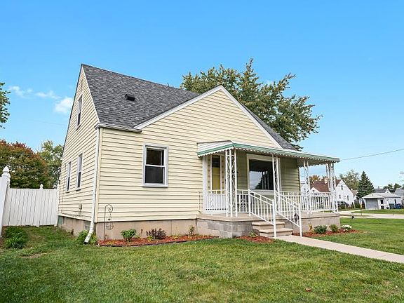 3rd image of 3062 Bailey Ave