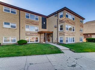 51 Conti Pkwy #B3, Elmwood Park, IL 60707