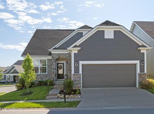 2711 Hamilton Springs Dr, Louisville, KY 40245
