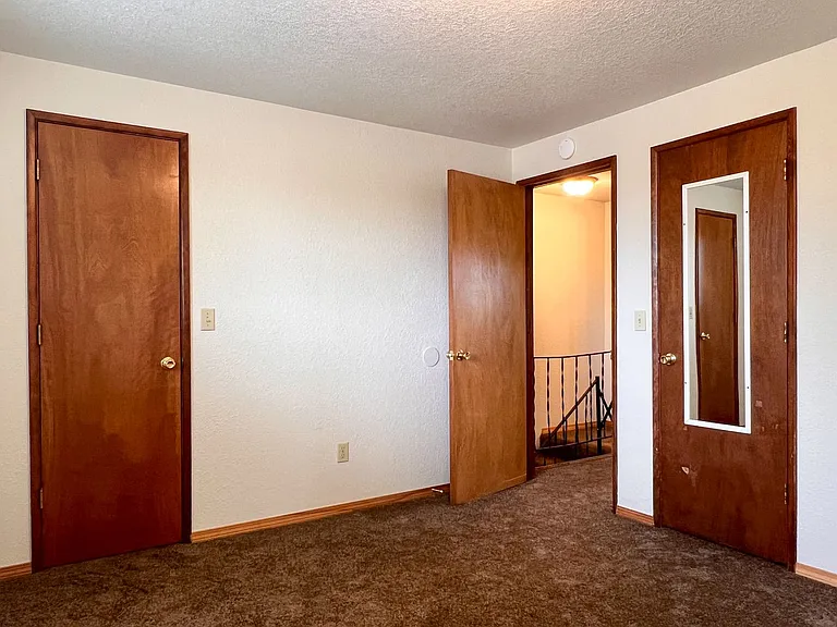 155 S 8th St #1-8 — Photo 7
