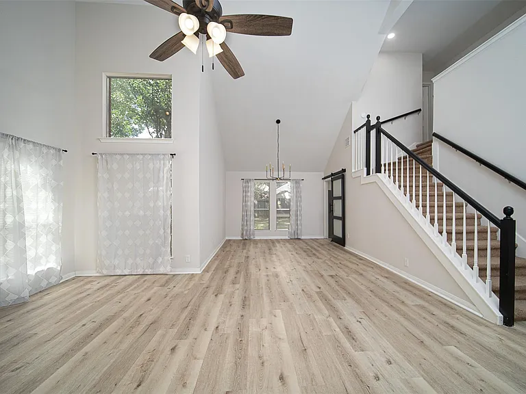 3338 Oak Branch Ln — Photo 2