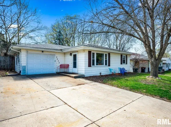 2602 Brooklawn Ave, Pekin, IL 61554