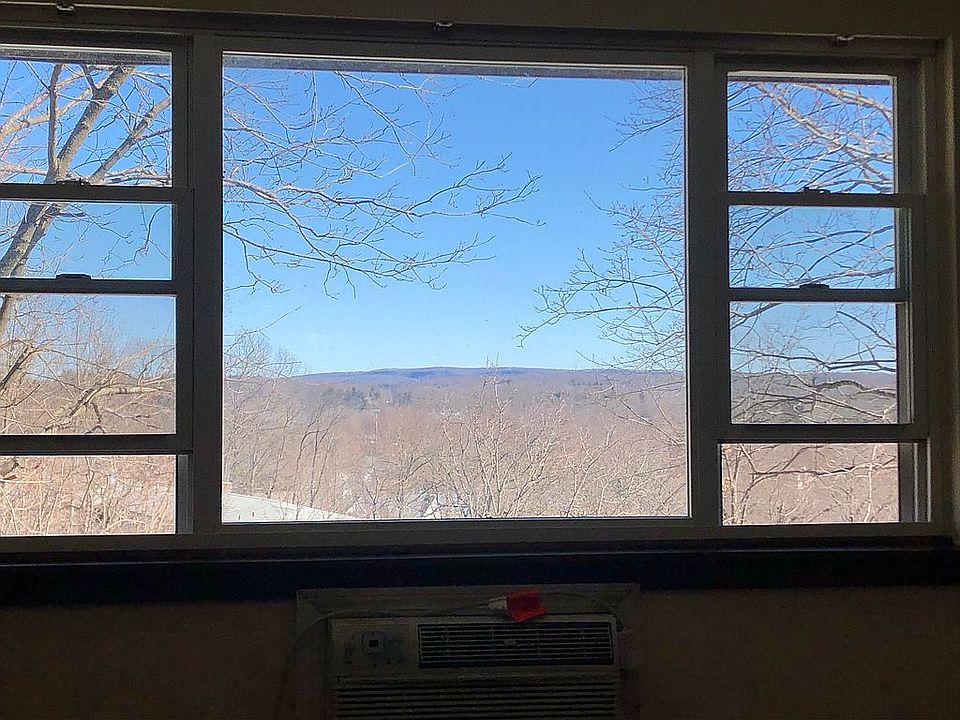 2nd image of 117 Sigwin Dr