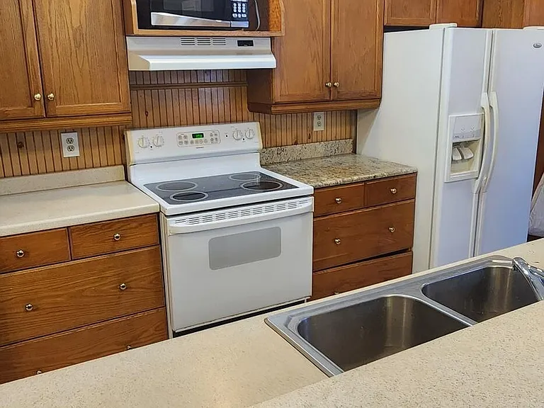 2109 Hidden Grove Ln #22B — Photo 24
