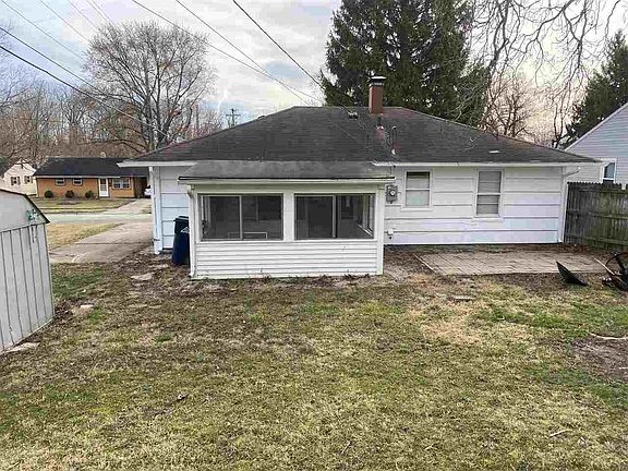 3rd image of 358 Grace Dr