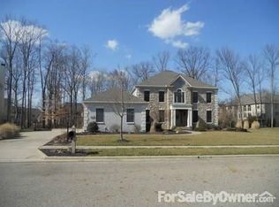 12575 Brook Forest Cir, Pickerington, OH 43147