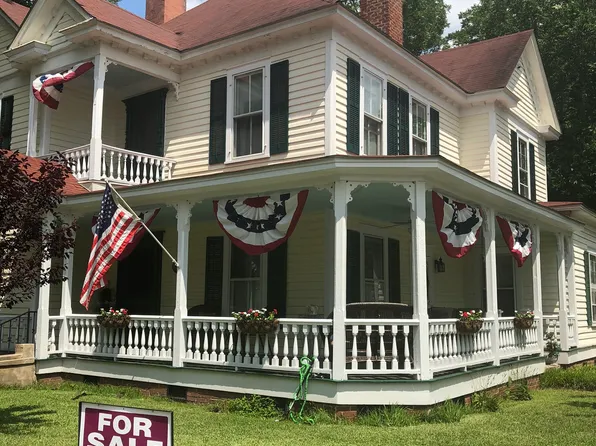 123 York St, Chester, SC 29706