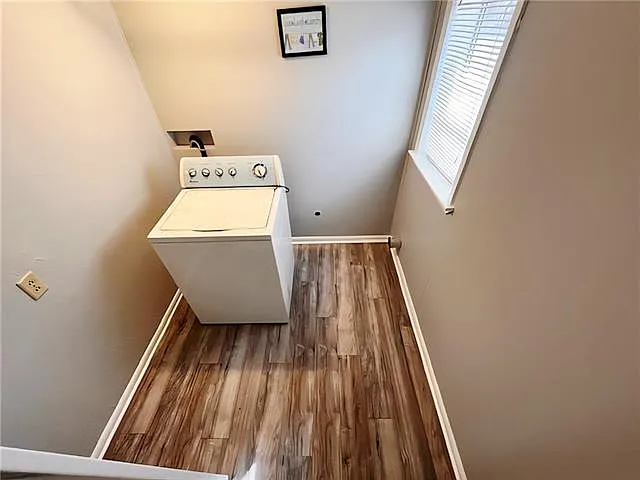 1728 Irma St — Photo 11