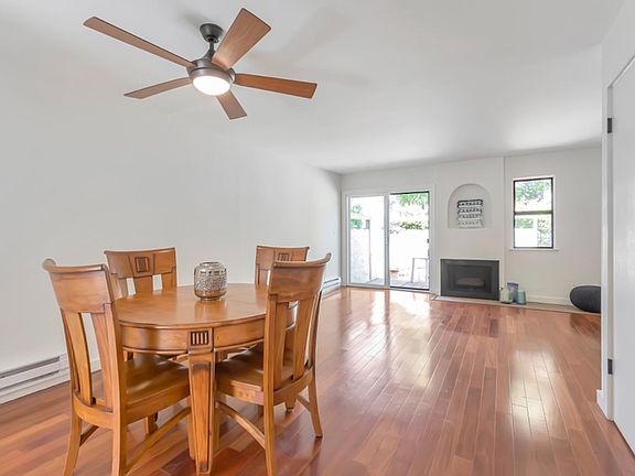 5th image of 1638 Branham Ln Unit A