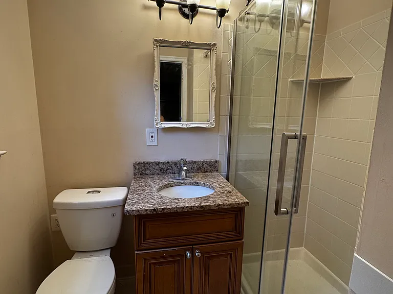 12129 Holly Knoll Cir — Photo 3