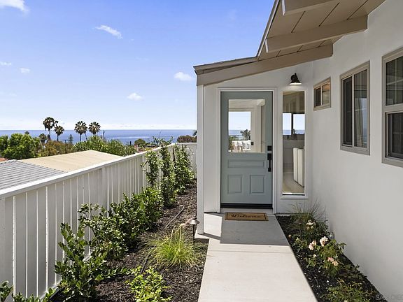 3rd image of 5636 Linda Rosa Ave
