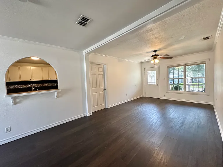 746 Lansdown Dr — Photo 14