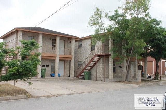 1st image of 402 E Adams St
