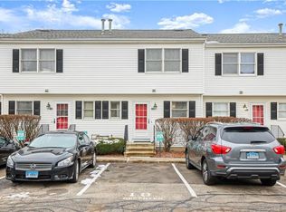 14 Commodore Cmns UNIT 14, Derby, CT 06418