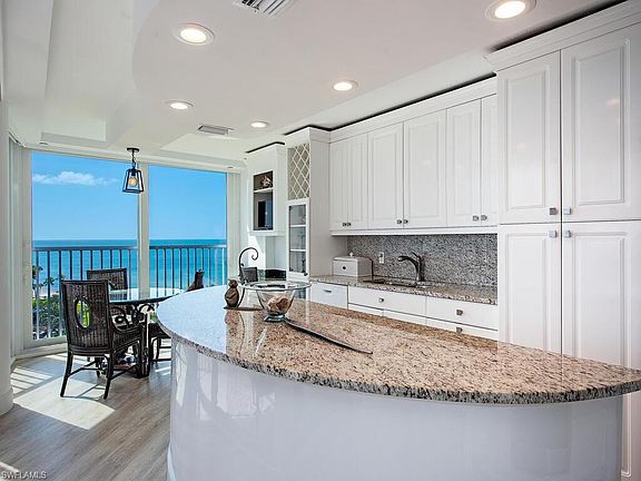 4th image of 4041 Gulf Shore BLVD N #1002