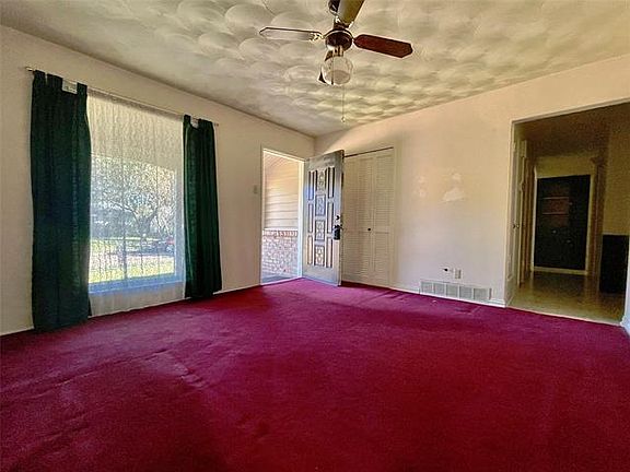 2nd image of 307 Island Dr