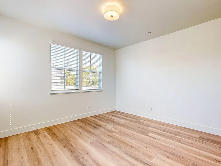 4739 Ima Ln — Photo 26