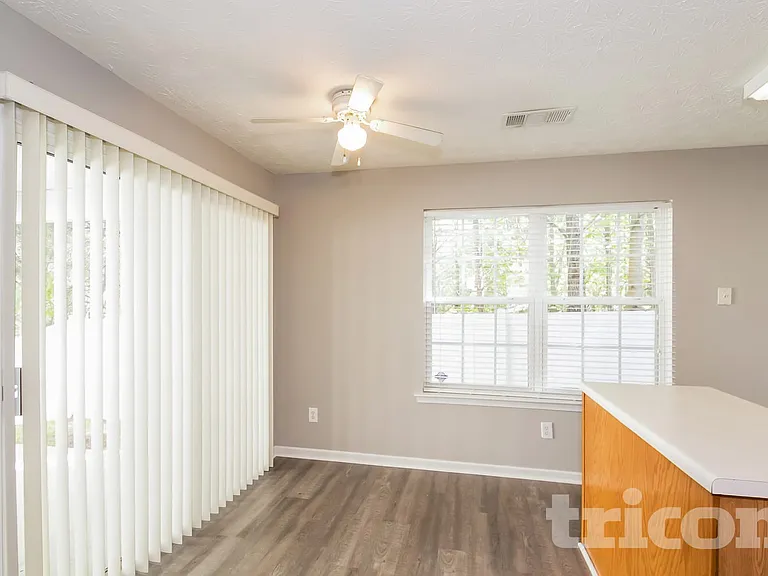 130 Silver Fox Trl — Photo 5