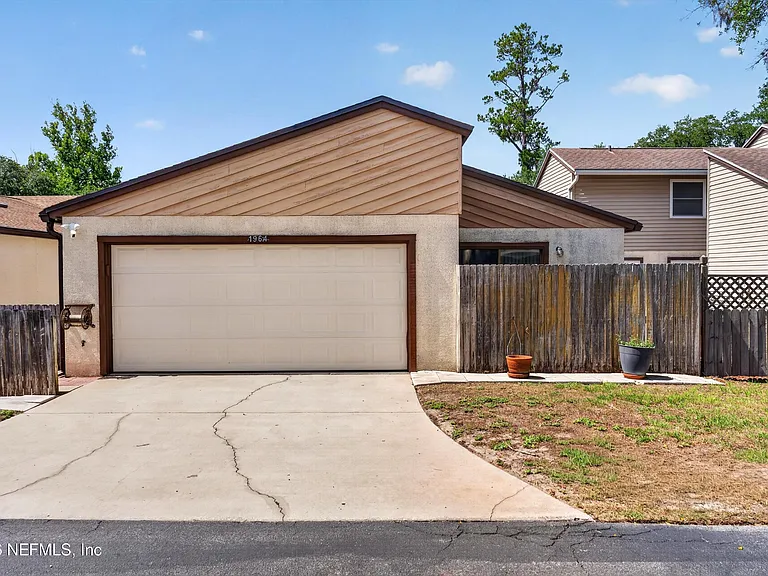 1964 Oak Twist Ct — Photo 1