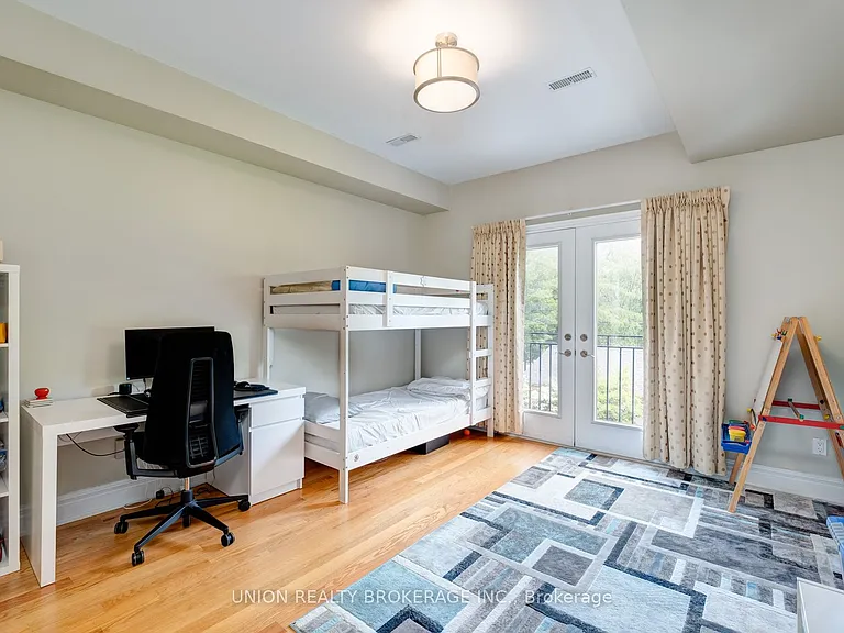 77 Logan Ave — Photo 10