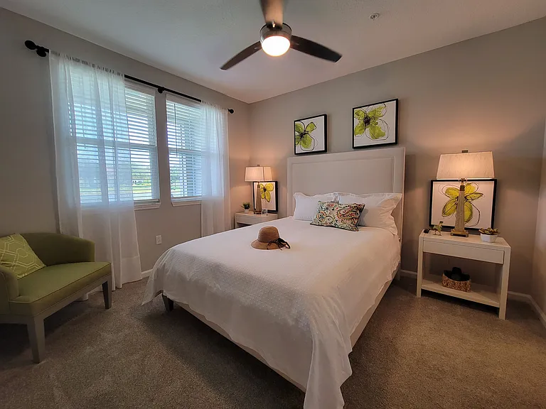 Messina Luxury Apartments — Photo 11
