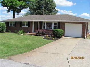 2206 Lealand St, Bowling Green, KY 42101