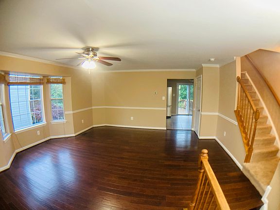 2nd image of 537 Radford Ter NE