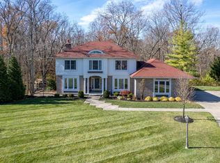 6451 Taylor Rd, Cincinnati, OH 45248