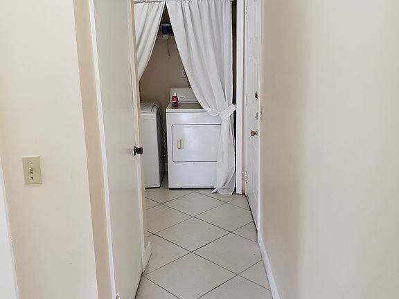 4th image of 2311 N Congress Ave APT 17