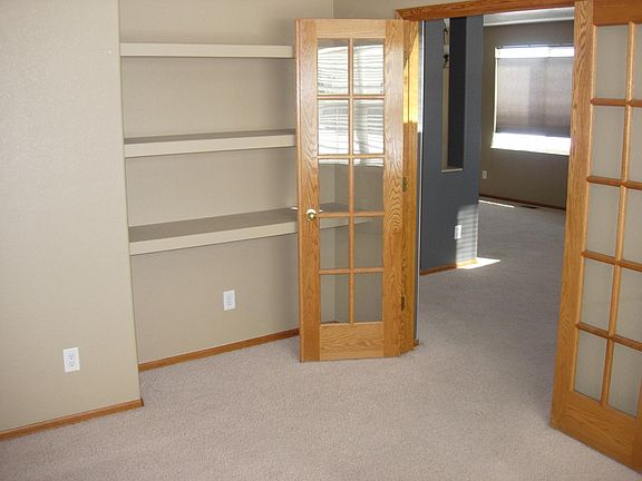 Main floor office / study
