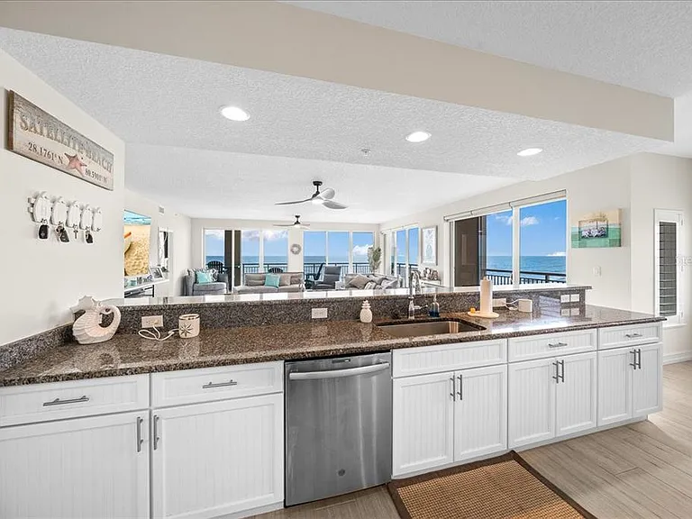 1025 Highway A1A #406 — Photo 27