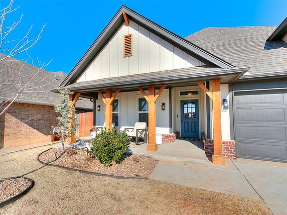 2nd image of 18713 Autumn Grove Dr