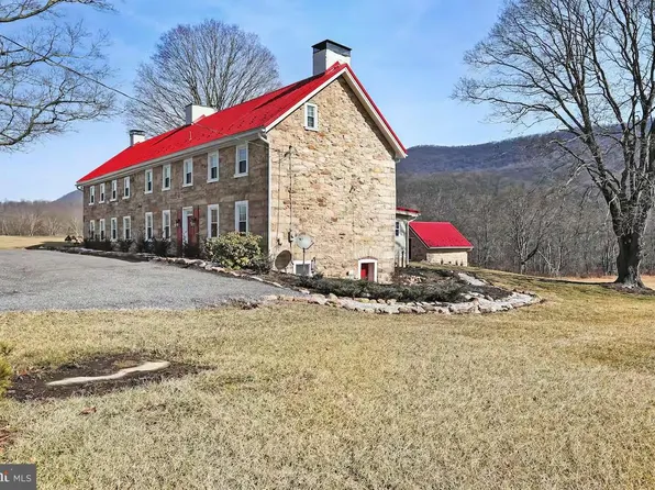 3680 Path Valley Rd, Fort Loudon, PA 17224