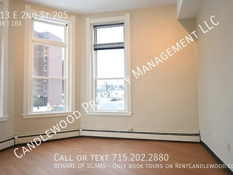 713 E 2nd St #205 — Photo 11