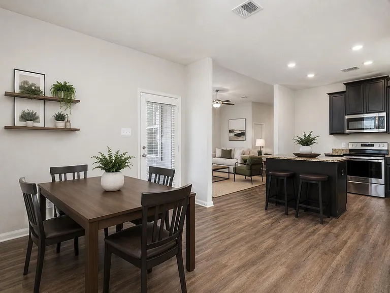 13712 Charles W Fairbanks Cv — Photo 5