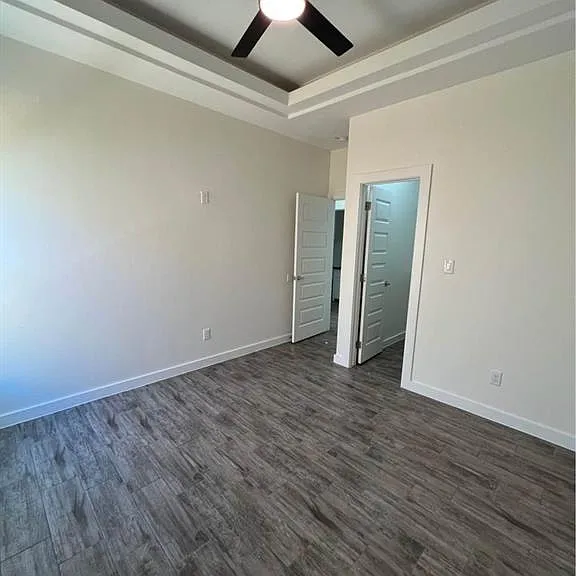 1417 Hibiscus Ave #4 — Photo 10