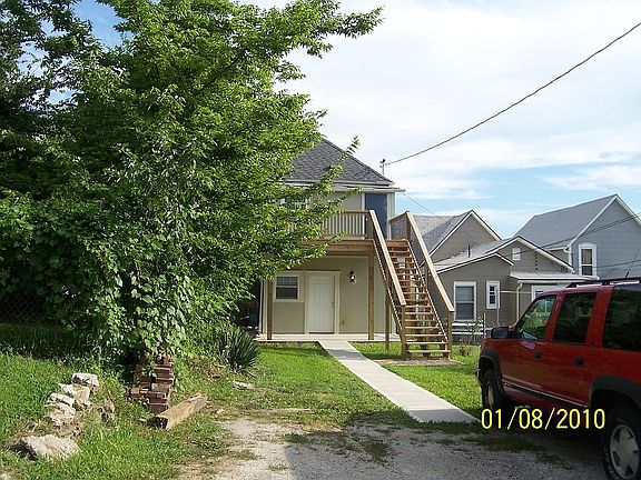 2nd image of 526 Ann Ave