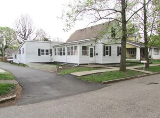 121 S High St, Jamestown, IN 46147