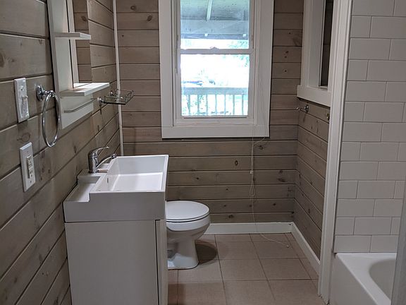 5th image of 4257 Carrollton Ave