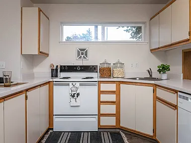 White Oak 2 Bed 1 Bath Tour