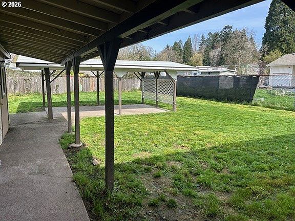 3rd image of 3215 SE Vineyard Rd