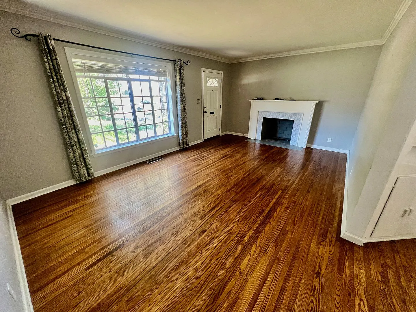 Charming Midtown Bungalow Close to TU, Hillcrest Hospital, The Pearl District, & Downtown — Photo 2