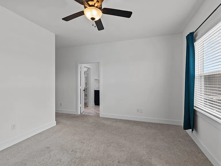 10031 Crescendo Way — Photo 15