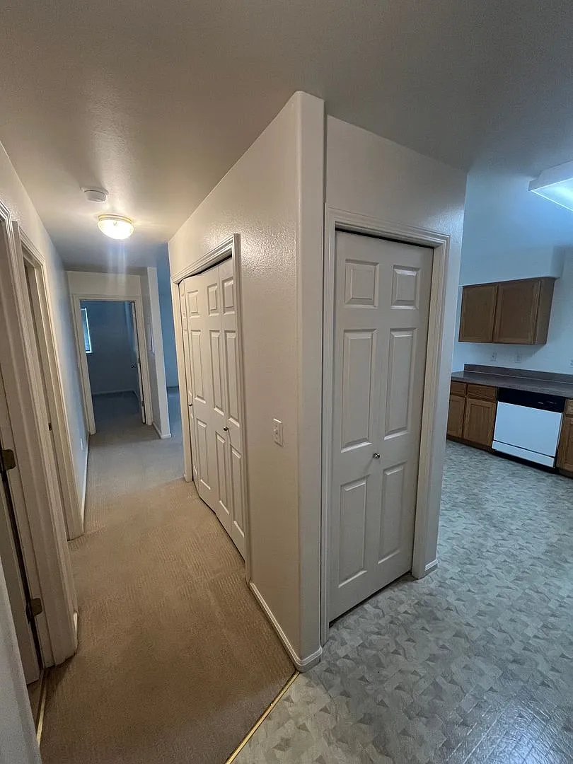1683 Ono Ave. — Photo 3