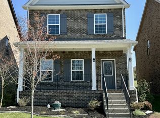 319 Carellton Dr, Gallatin, TN 37066