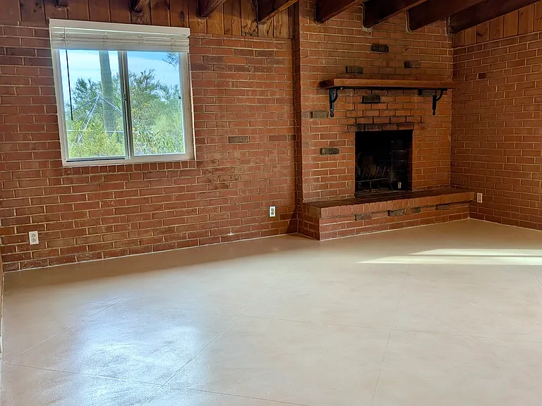 4140 W Camino Pintoresco — Photo 9
