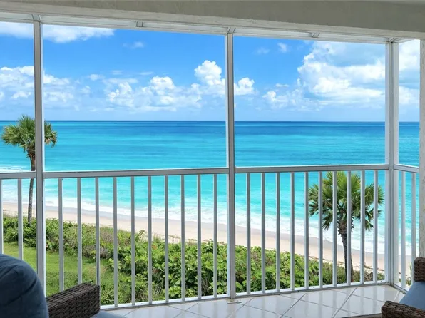 8880 N Sea Oaks Way APT 302, Vero Beach, FL 32963