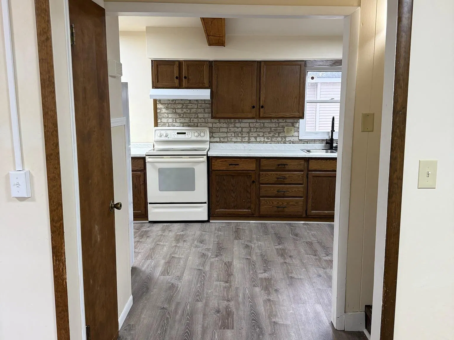 416 Osage St — Photo 2
