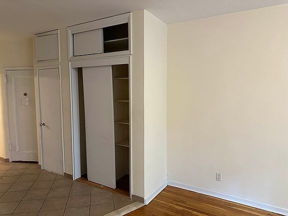 3rd image of 438 E 77th St APT 3C